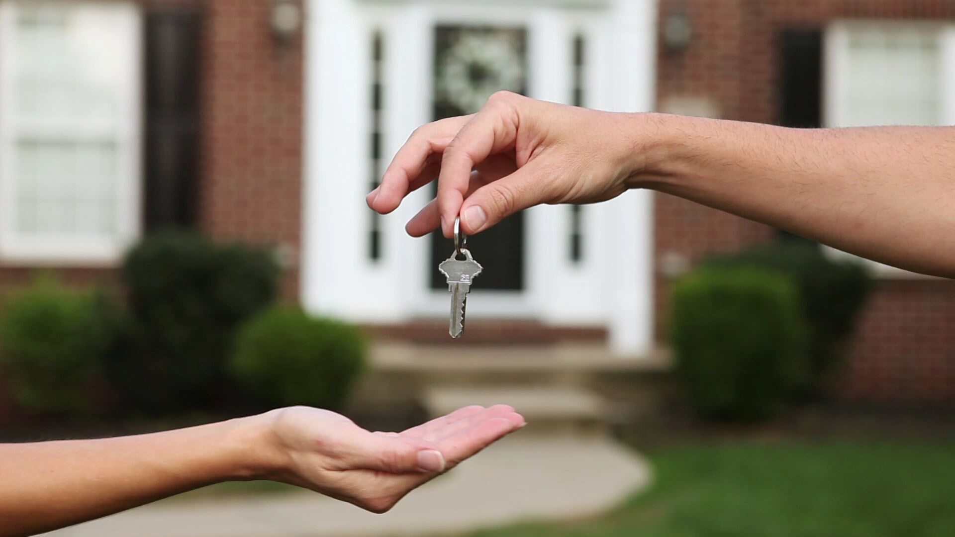 Необходимые документы для получения согласия супруга на продажу недвижимости нотариусу