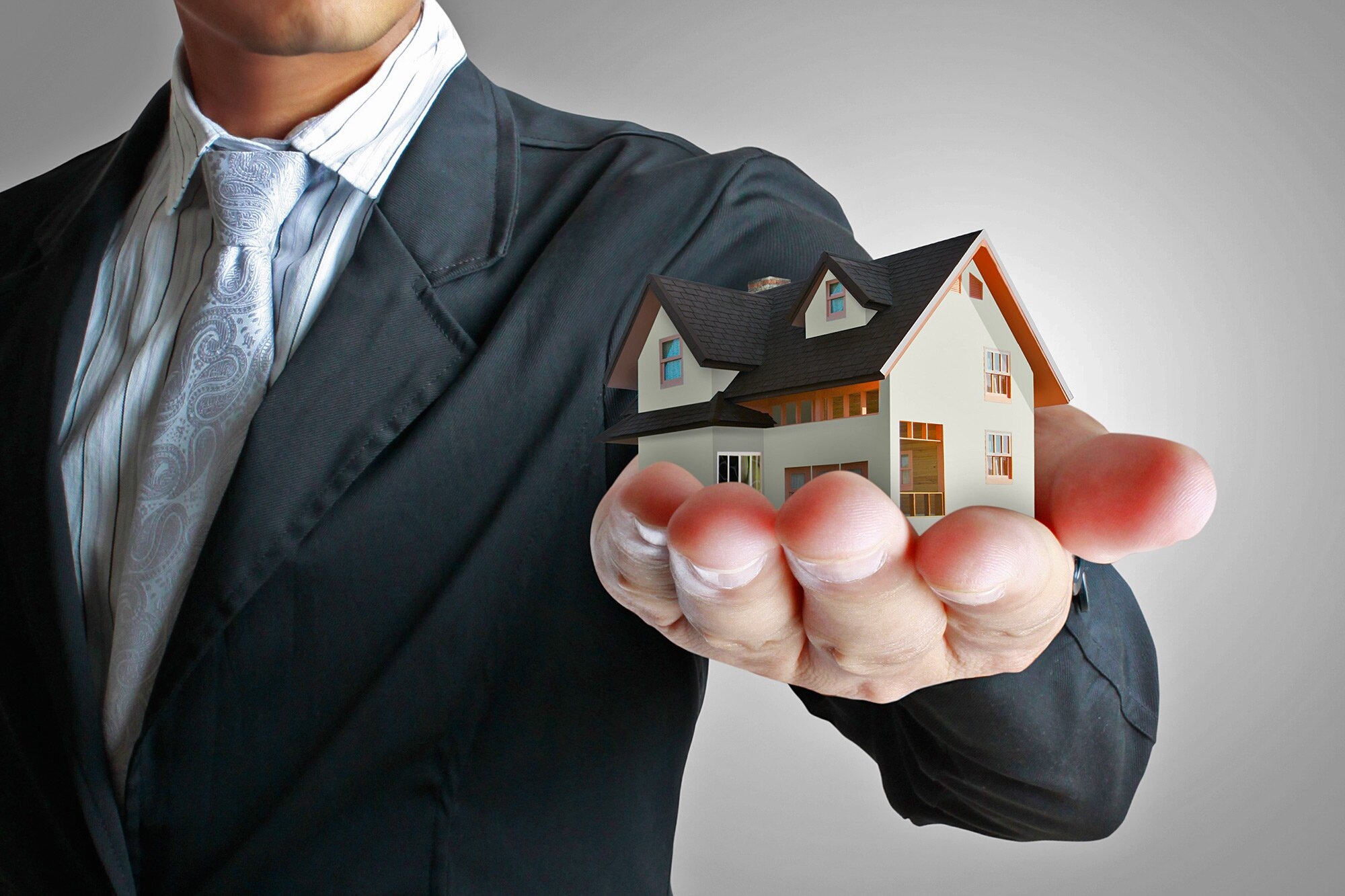 Процесс оценки недвижимости - от анализа до оценочной стоимости